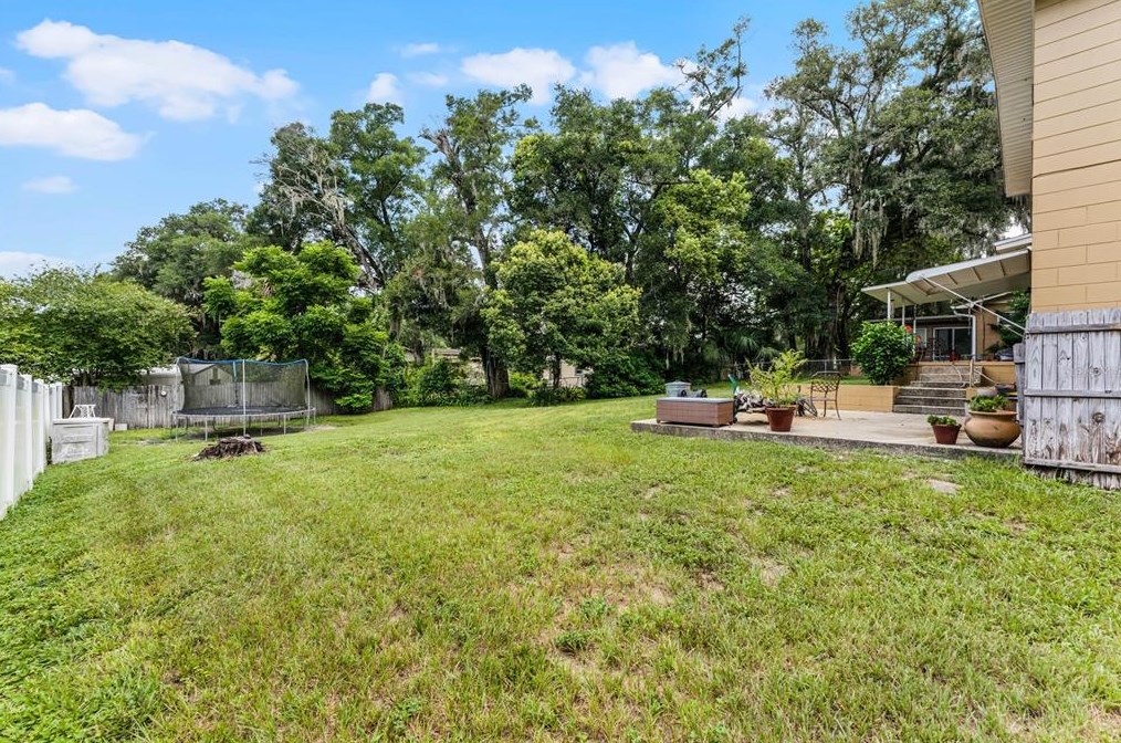 744 Woodward Ave, Deland FL  32720-6539 exterior