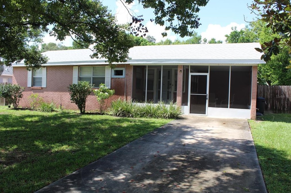275 Luis Ln, De Bary, FL 32713