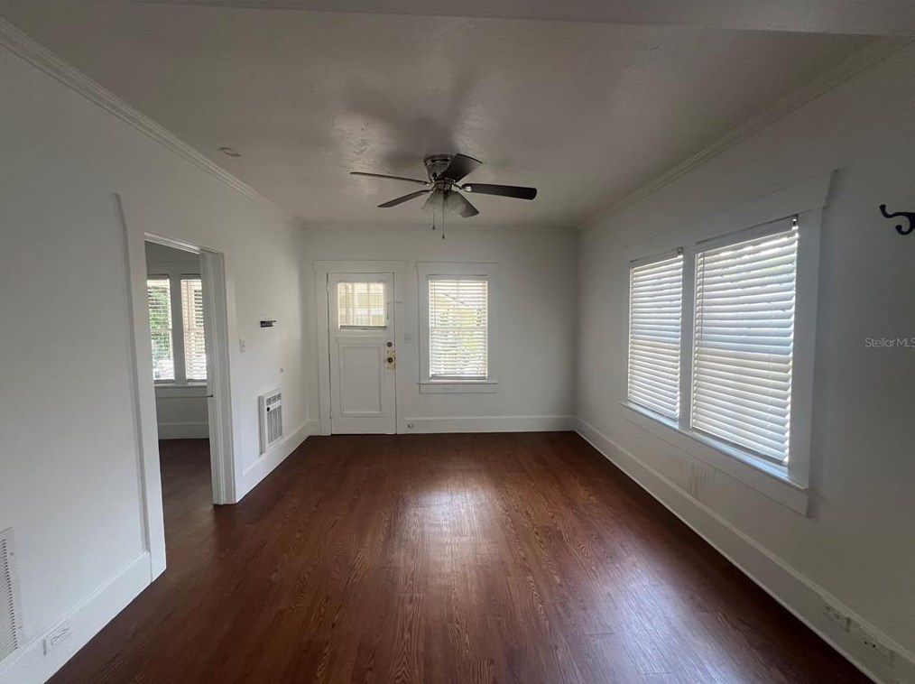 308 Page Ct, Deland, FL 32720