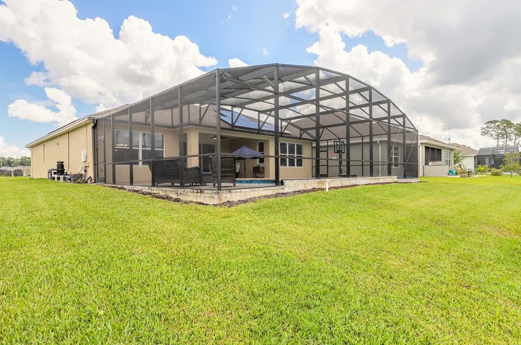 1074 Victoria Hl Dr, Deland FL  32724 exterior