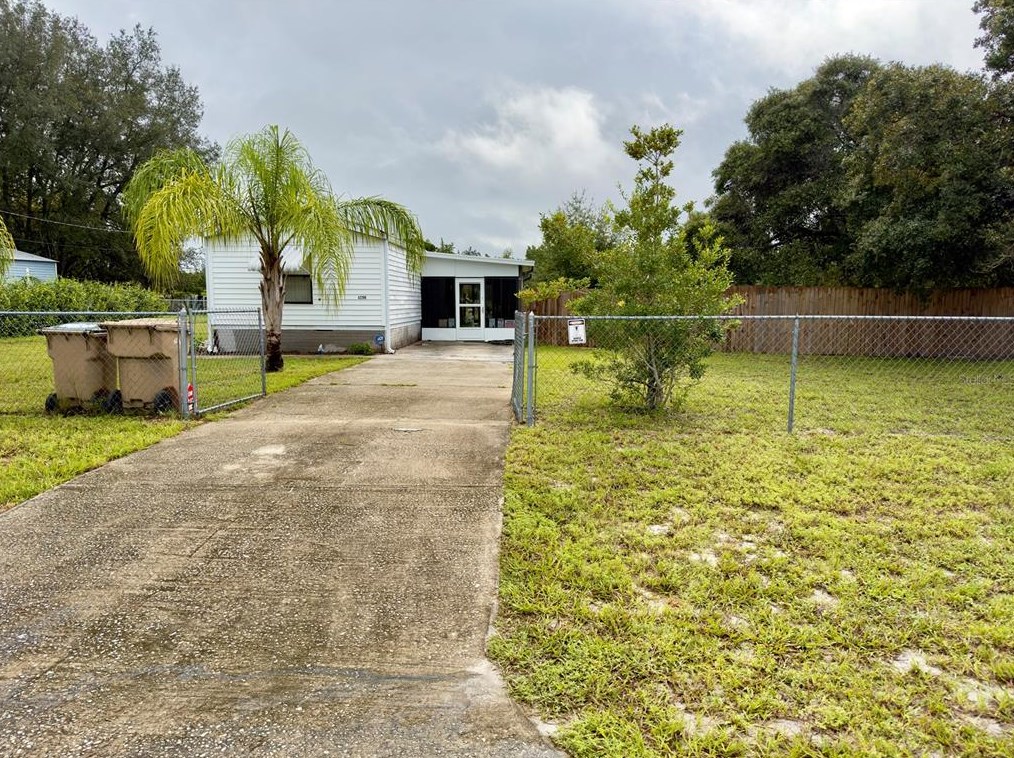 42200 Cherry Ave, Deland, FL 32720