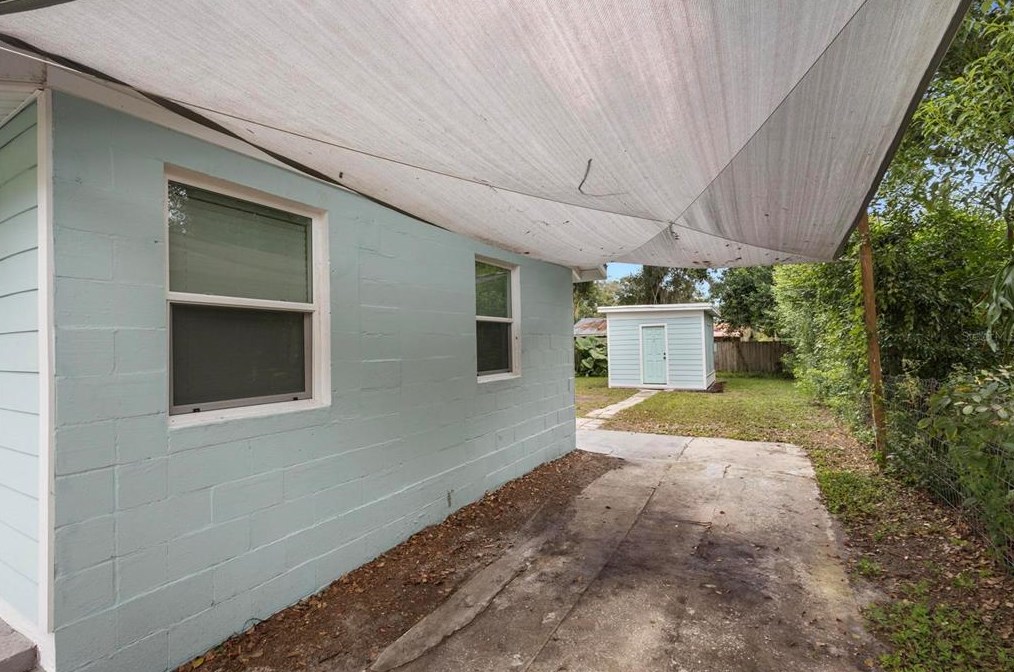 1137 W Euclid Ave, Deland, FL 32720