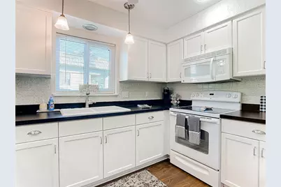 600 N Boundary Avenue #106D, Deland, FL 32720 - Photo 4