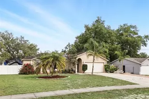 583 Wilburton Dr, Deltona, FL 32738 - Photo 2