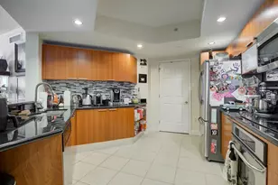 241 Riverside Dr, Daytona Beach, FL 32117 - Photo 8