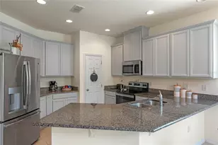 544 Red Rose Ln, Sanford, FL 32771 - Photo 6