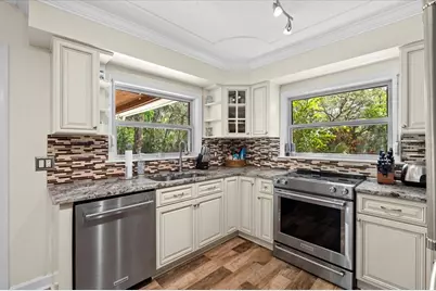 800 Hidden Oaks Lane, Oak Hill, FL 32759 - Photo 16