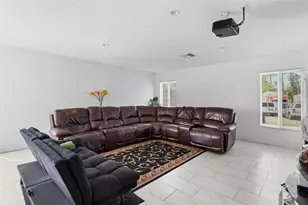 2048 Laredo Dr, Deltona, FL 32738 - Photo 18