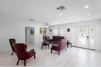 2048 Laredo Drive, Deltona, FL 32738 - Photo 6