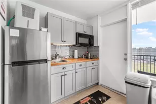 935 S Atlantic Ave, Daytona Beach, FL 32118 - Photo 8