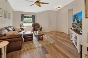 414 Lancaster Ave, Orange City, FL 32763 - Photo 4