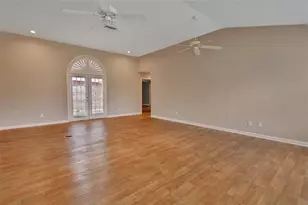 2480 S Glen Eagles Dr, Deland, FL 32724 - Photo 8