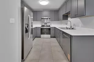 2480 S Glen Eagles Dr, Deland, FL 32724 - Photo 12