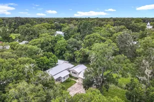 128 N Lakeview Dr, Lake Helen, FL 32744 - Photo 8