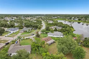 2816 S Elston Dr, Deltona, FL 32738 - Photo 44