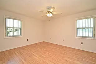 1902 Tweed Ct, Leesburg, FL 34788 - Photo 12