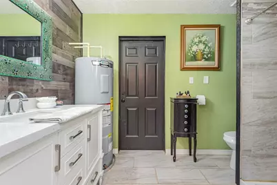 370 E Wisconsin Avenue, Orange City, FL 32763 - Photo 10