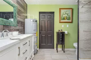 370 E Wisconsin Ave, Orange City, FL 32763 - Photo 10