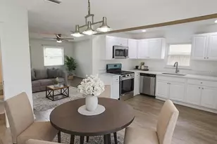 722 65th Ave E, Bradenton, FL 34203 - Photo 6