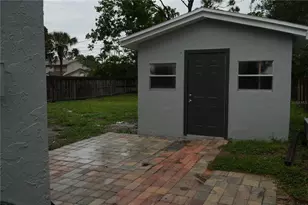 722 65th Ave E, Bradenton, FL 34203 - Photo 22