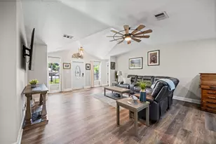 55805 Carroll St, Astor, FL 32102 - Photo 10