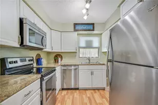 13 Villa Villar Ct, Deland, FL 32724 - Photo 12