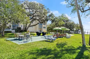 1224 S Peninsula Dr, Daytona Beach, FL 32118 - Photo 30