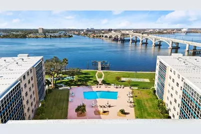 1224 S Peninsula Drive #104, Daytona Beach, FL 32118 - Photo 2