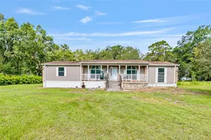 810 Plum-Nearly Ln, Lady Lake, FL 32159 - Photo 1