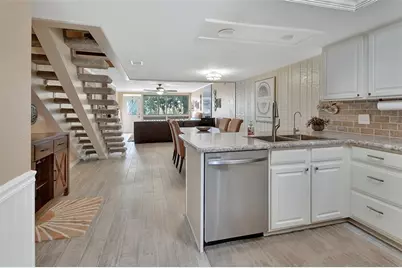 2329 River Ridge Road #4, Deland, FL 32720 - Photo 4