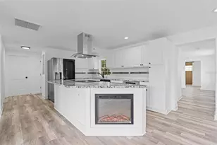 1518 Lakeside Dr, Deland, FL 32720 - Photo 8