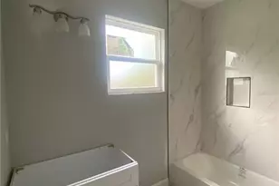 221 W Euclid Ave, Deland, FL 32720 - Photo 8