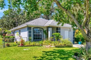 460 Green St, Deland, FL 32720 - Photo 2