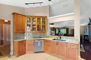 6225 Ranier Cir, Port Orange, FL 32127 - Photo 4