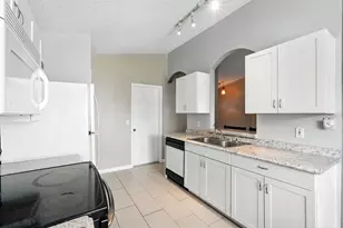 3154 Lynnhaven St, Deltona, FL 32738 - Photo 14