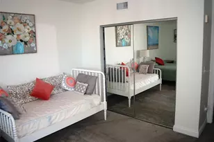 231 Riverside Dr, Daytona Beach, FL 32117 - Photo 16