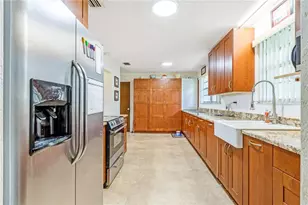 24 Oak St, Port Orange, FL 32127 - Photo 2