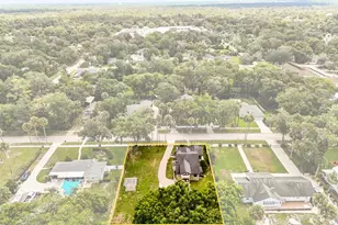 345 N Oak Ave, Orange City, FL 32763 - Photo 2