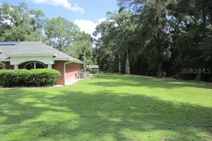 975 Rolling Acres Dr, Deland, FL 32720 - Photo 2