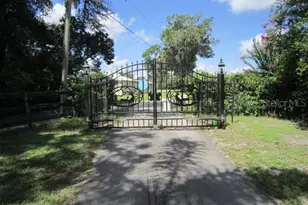 975 Rolling Acres Dr, Deland, FL 32720 - Photo 12