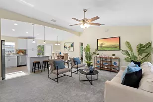 560 Sumner Ave, Orange City, FL 32763 - Photo 2