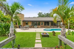 1219 Wayne Ave, New Smyrna Beach, FL 32168 - Photo 2