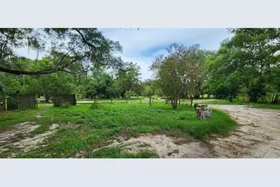 711 Sunset Avenue, Orange City, FL 32763 - Photo 6