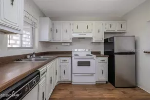 2711 N Halifax Ave, Daytona Beach, FL 32118 - Photo 10