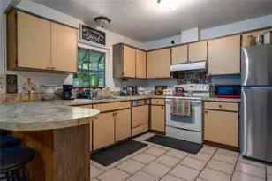 805 Sylvia, Deltona, FL 32725 - Photo 6