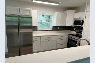 106 S Oakland Avenue, San Mateo, FL 32187 - Photo 6