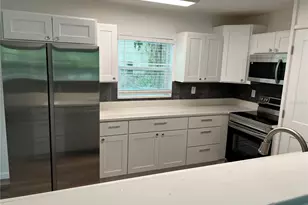 106 S Oakland Ave, San Mateo, FL 32187 - Photo 6