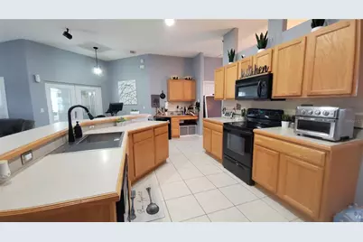 2937 India Blvd, Deltona, FL 32738 - Photo 12