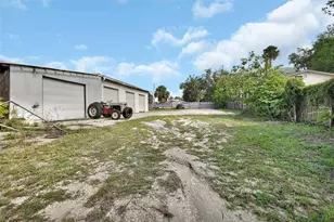 309 S Florida Ave, Deland, FL 32720 - Photo 24