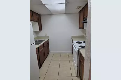 1216 Kennedy Road #11, Daytona Beach, FL 32117 - Photo 4